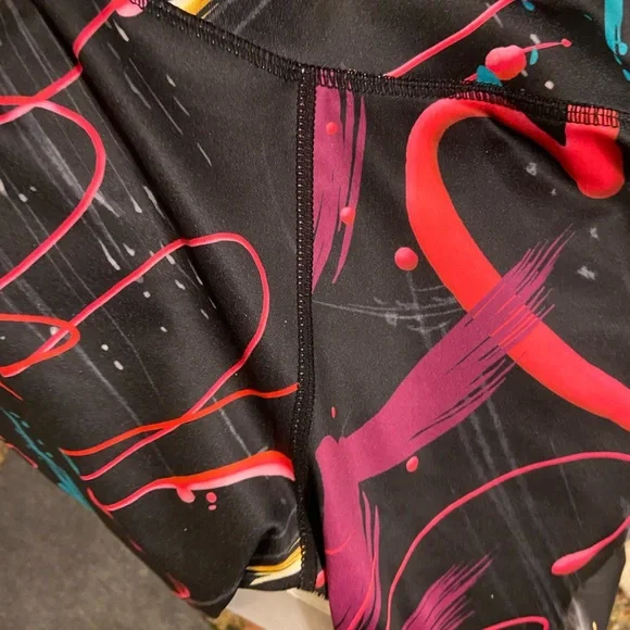 Graffiti and Hearts Vibrant Multi-Color Leggings - Picture 8 of 11